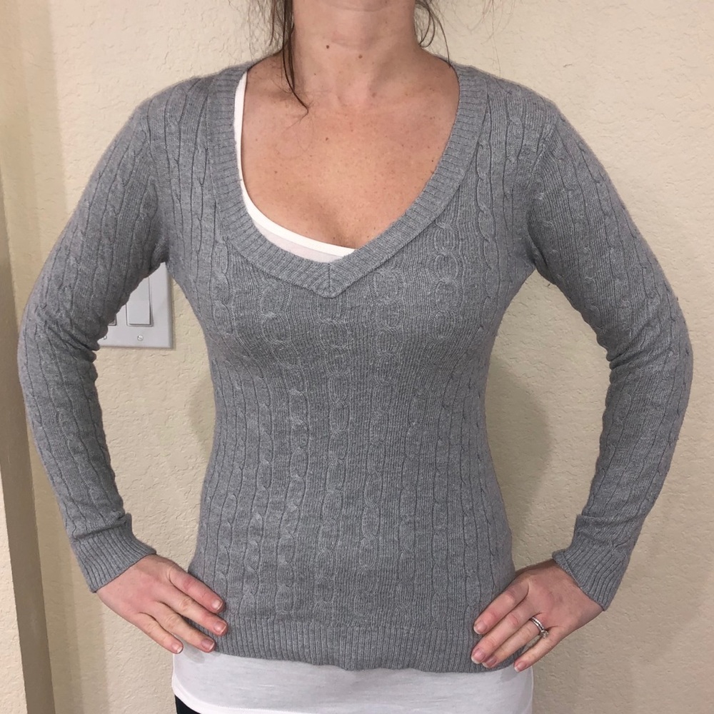 Loft Cable knit sweater